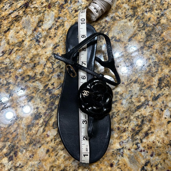 Never worn Chanel black bow sandal - Picture 6 of 7
